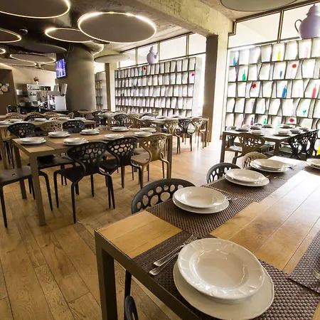 The Gate Hotel 4*