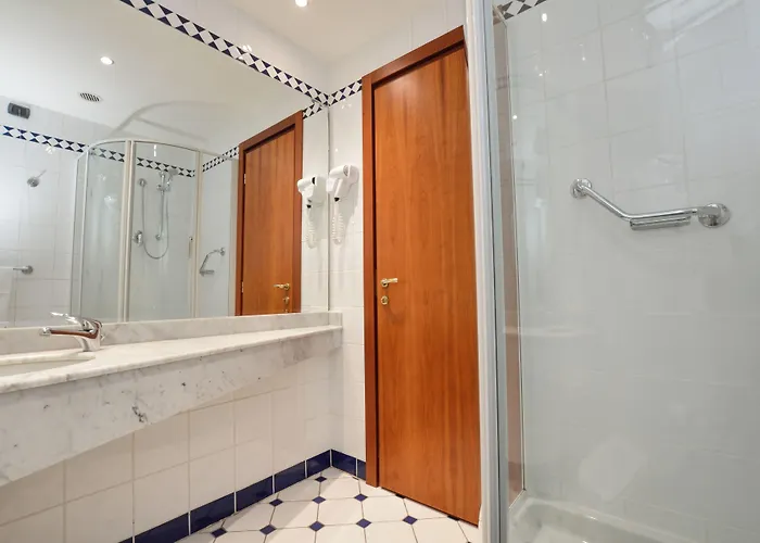 Hotel The Gate - Firenze Nord 4*